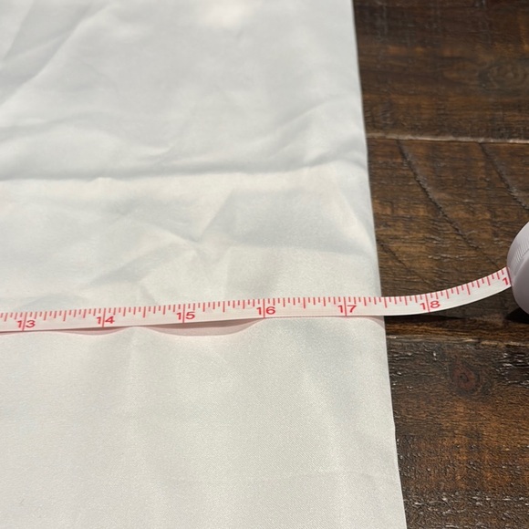 Michael Kors White Dust Bag 17.5” X 17.5” - Picture 6 of 6